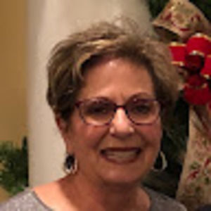 Meet your Posher, Hedy